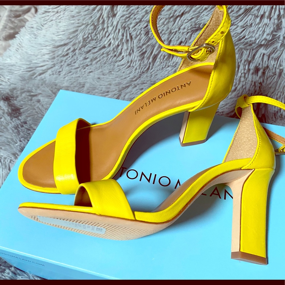 New Antonio Melani sandals